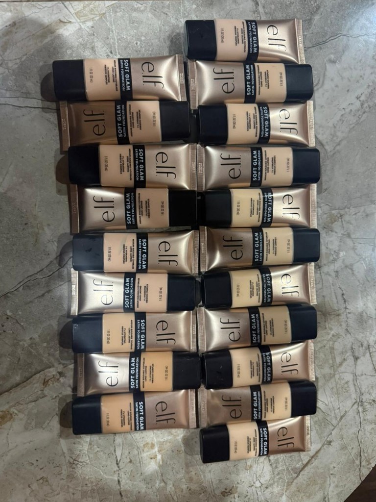 e.l.f. Soft Glam base beige