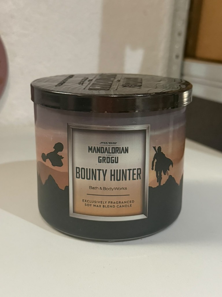 Bath & Body Works Mandalorian Grogu vela