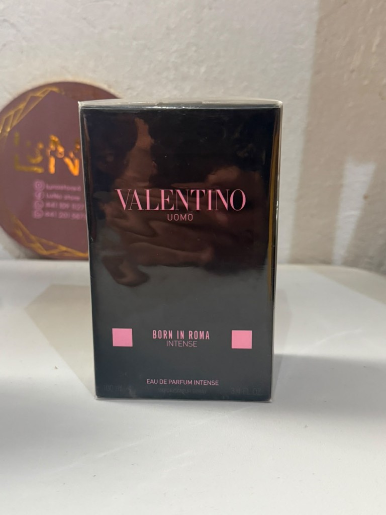 Valentino Uomo Born in Roma Intense