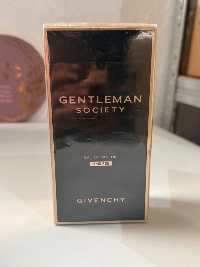 Givenchy Gentleman Society Ambree