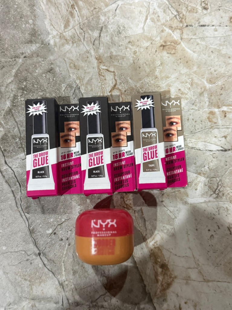 NYX The Brow Glue