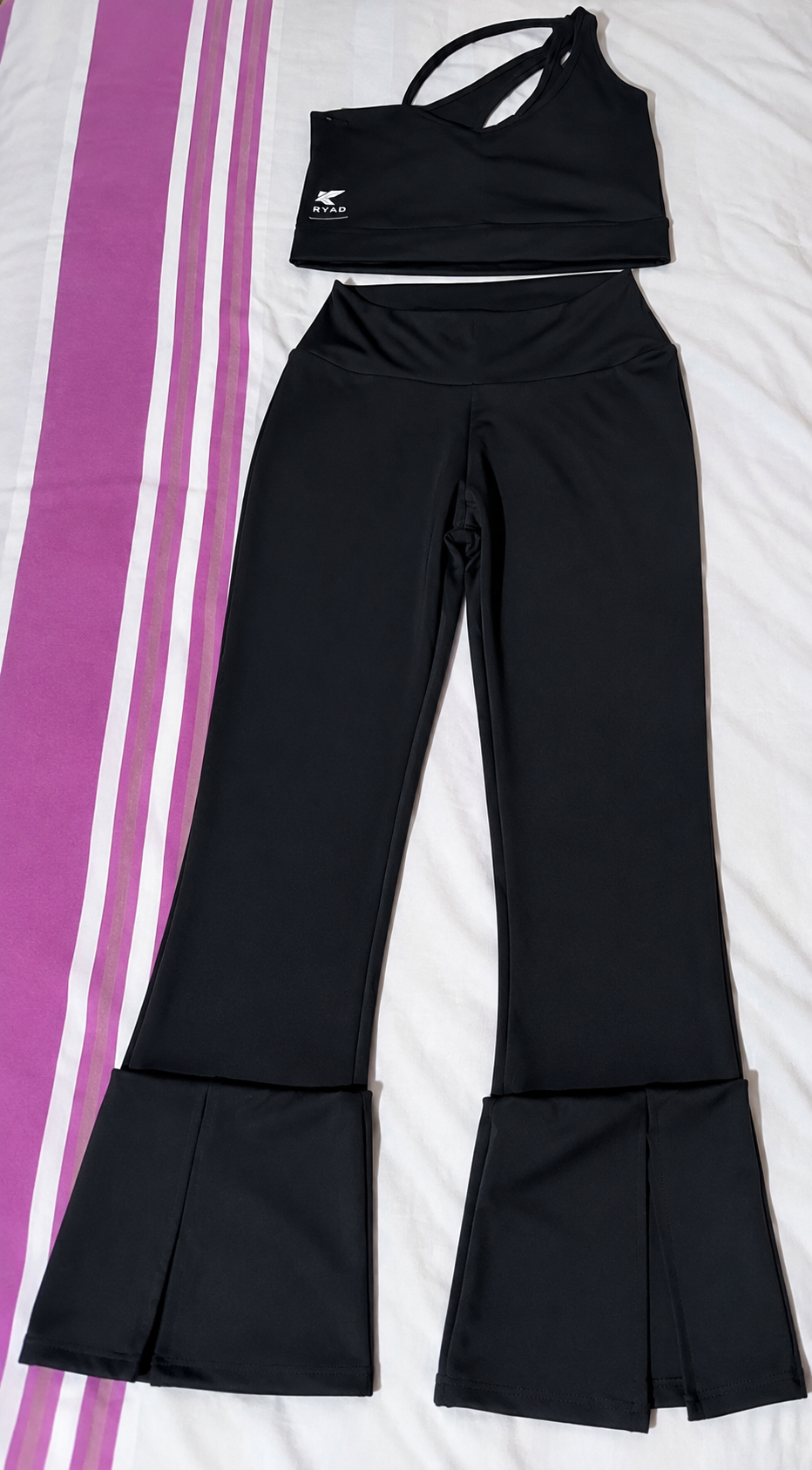 Conjunto deportivo negro 2 piezas