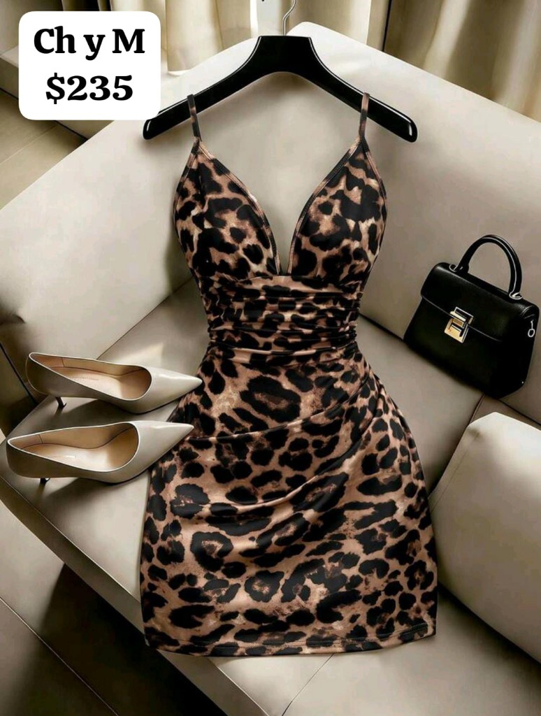 Vestido animal print escotado