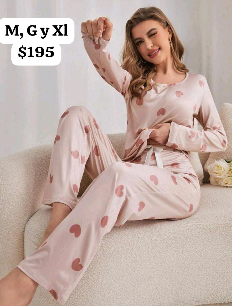 Pijama rosa corazon