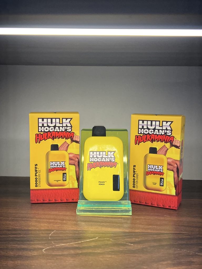 Hulk Hogan's Hukamania amarillo vape