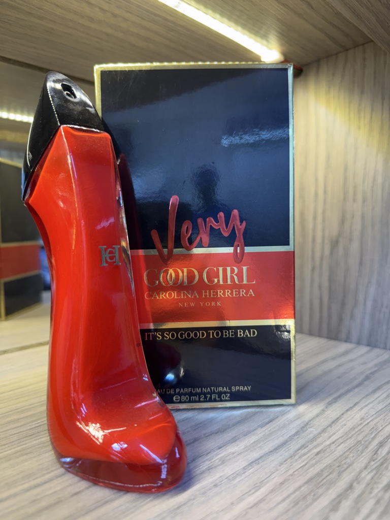 Carolina Herrera Very Good Girl rojo