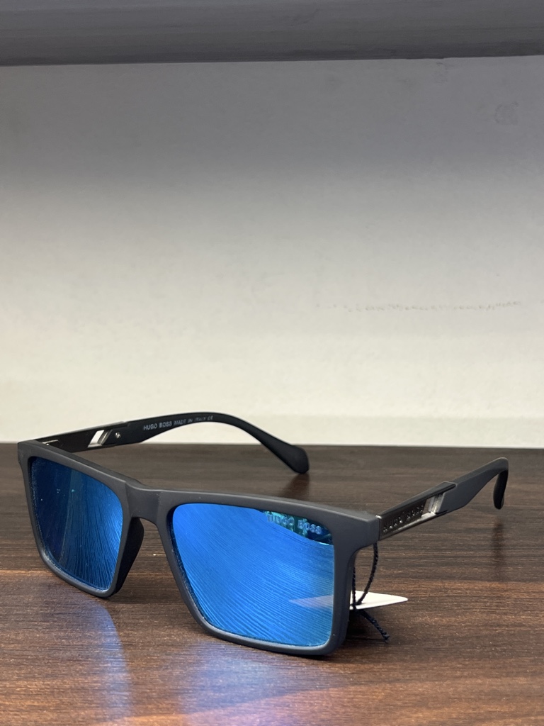 Gafas Hugo Boss negras azules