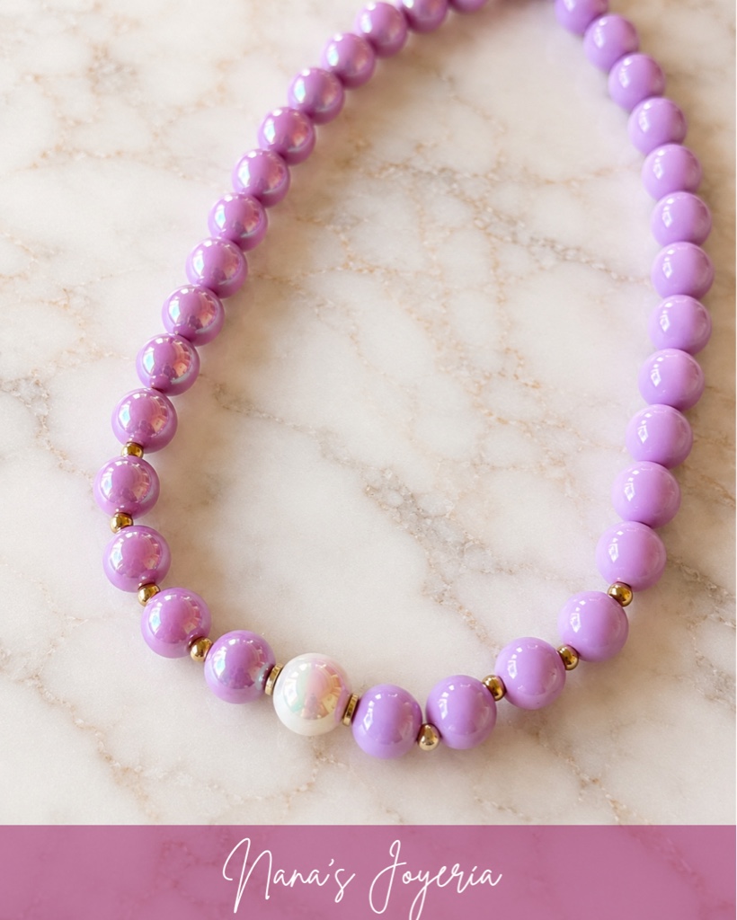 Collar bola de chicle violeta