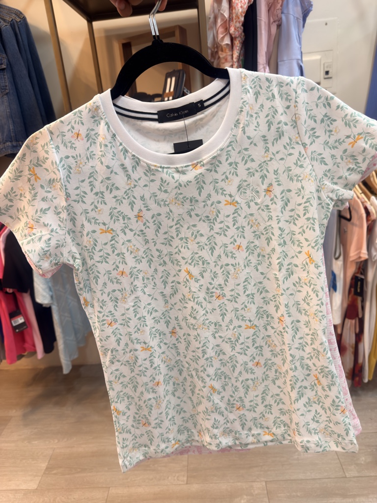 Camiseta  Ck Hojas