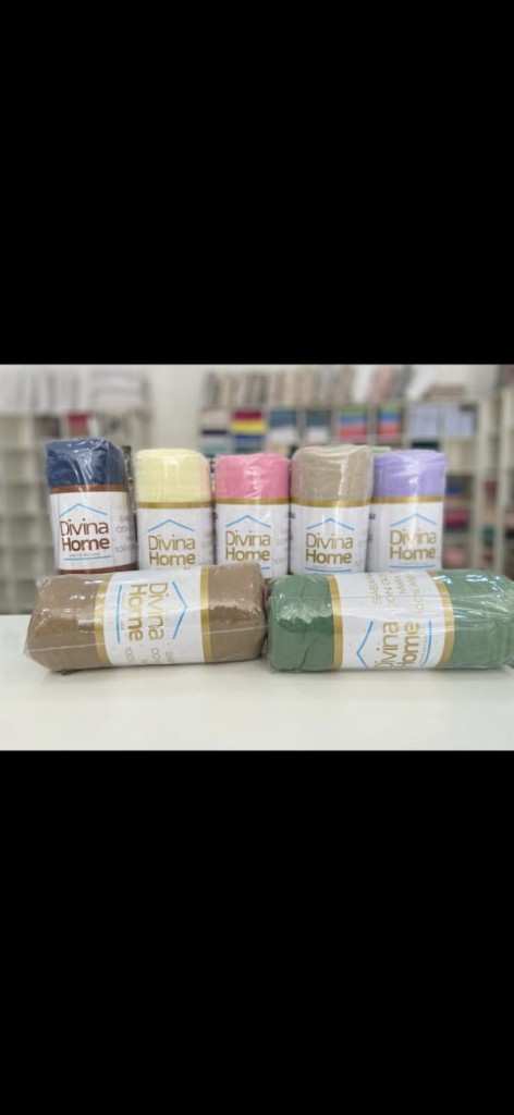 Sabana ajustable con 2 fundas, 100% algodon
