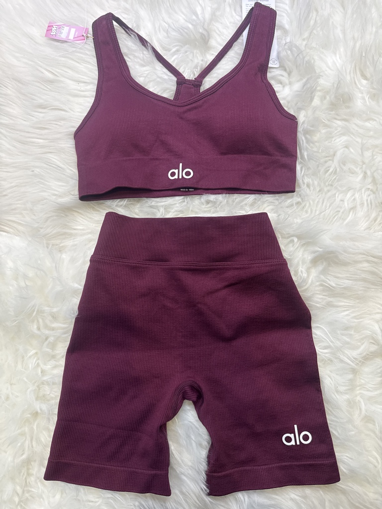 Alo conjunto bordo deportivo