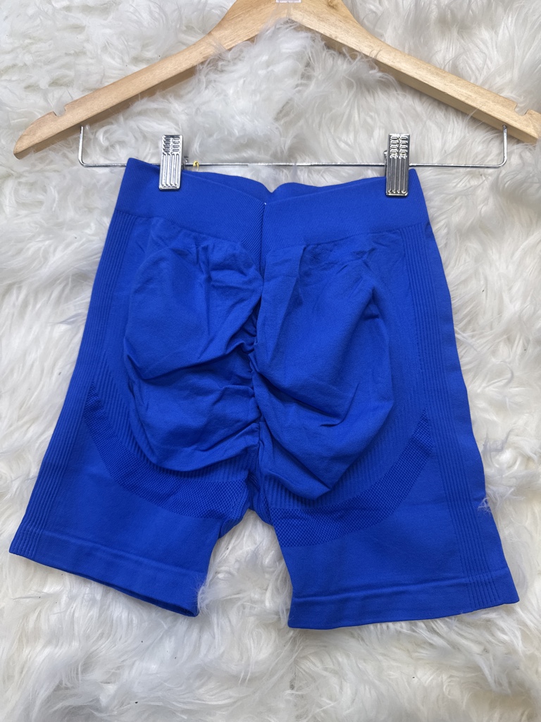 Short azul deportivo