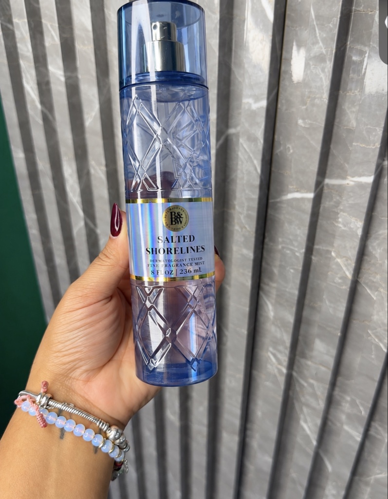 💙🌊 Salted Shorelines ✨  Frescura y elegancia en cada aplicación. 🩵🫧  Disponible en Massiel Collection 🛍️💕 📩 ¡Escríbenos para hacer tu pedido!