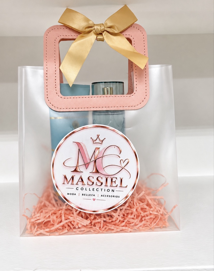 🩵✨ Elegancia en cada detalle.  Set Imper fect Beauty de Bath & Body Works 🎀  🎁 Originales y perfectos para regalar.  📩 Disponibles en Massiel Collection.