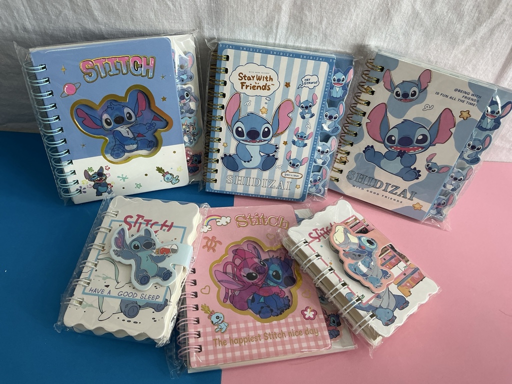 Mini Cuaderno Stitch espiral. 1 unidad