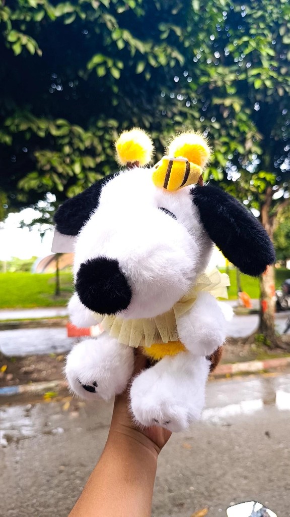Snoopy Abeja Pequeño