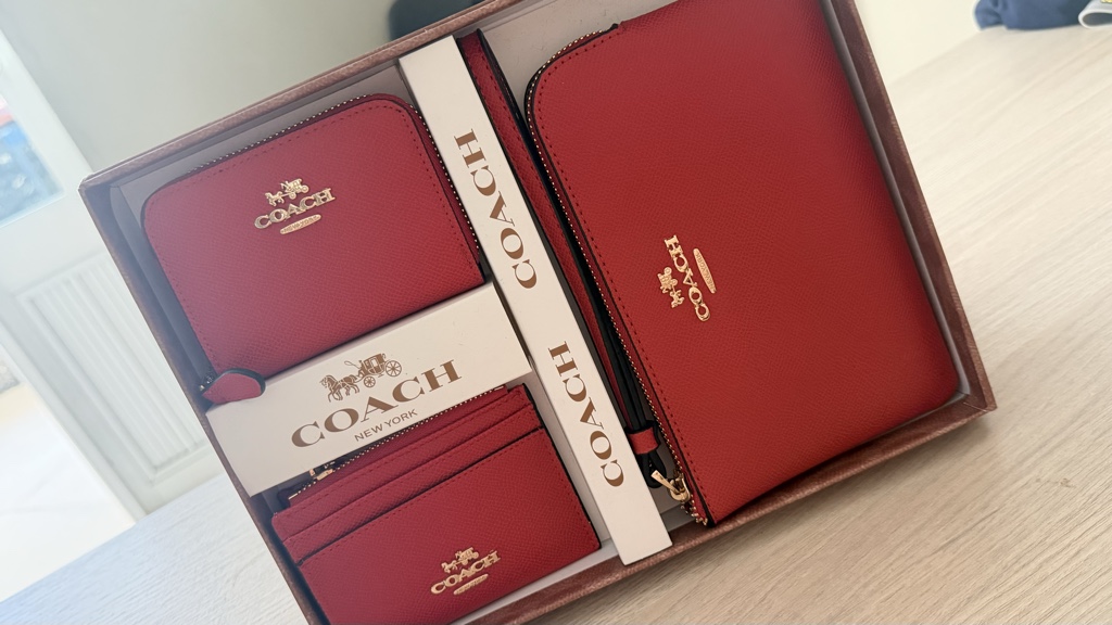 Coach set rojo 1.1
