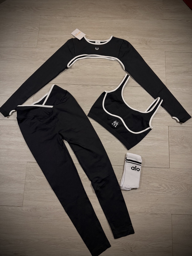 Set Alana