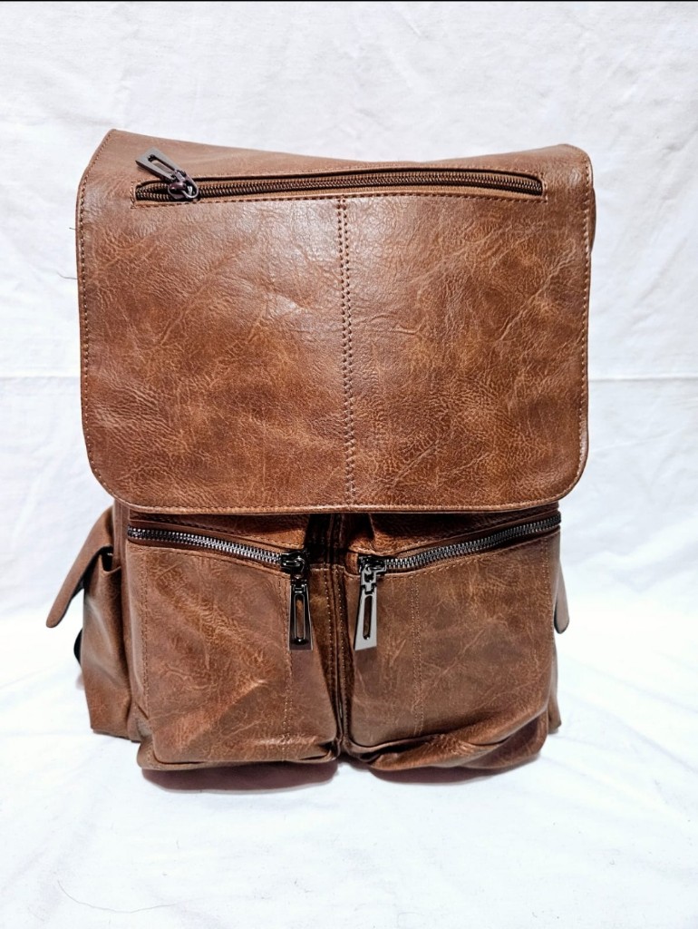Mochila marron de cuero