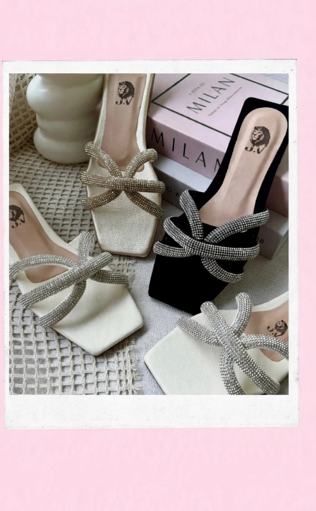 Sandalias planas Recamadas