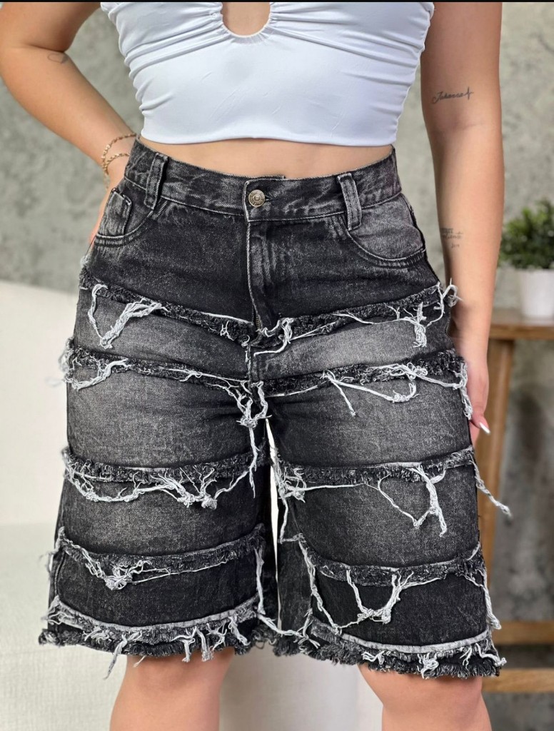 Bermudas desmechadas
