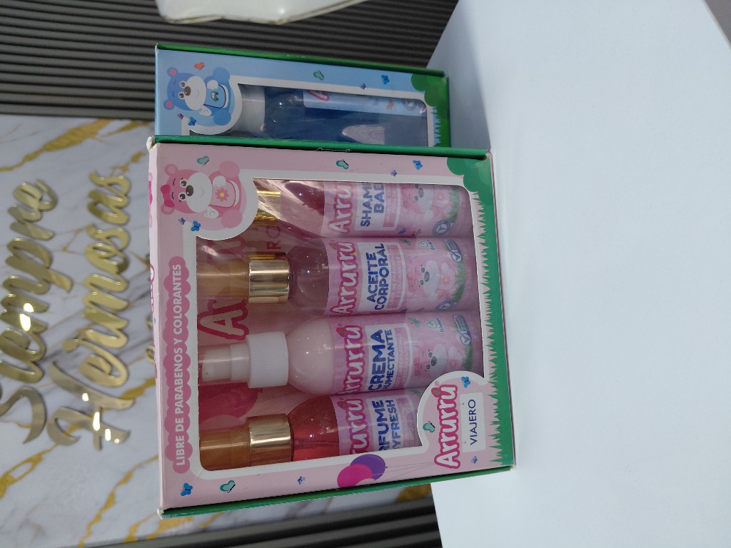 Arrurru Viajero set rosado