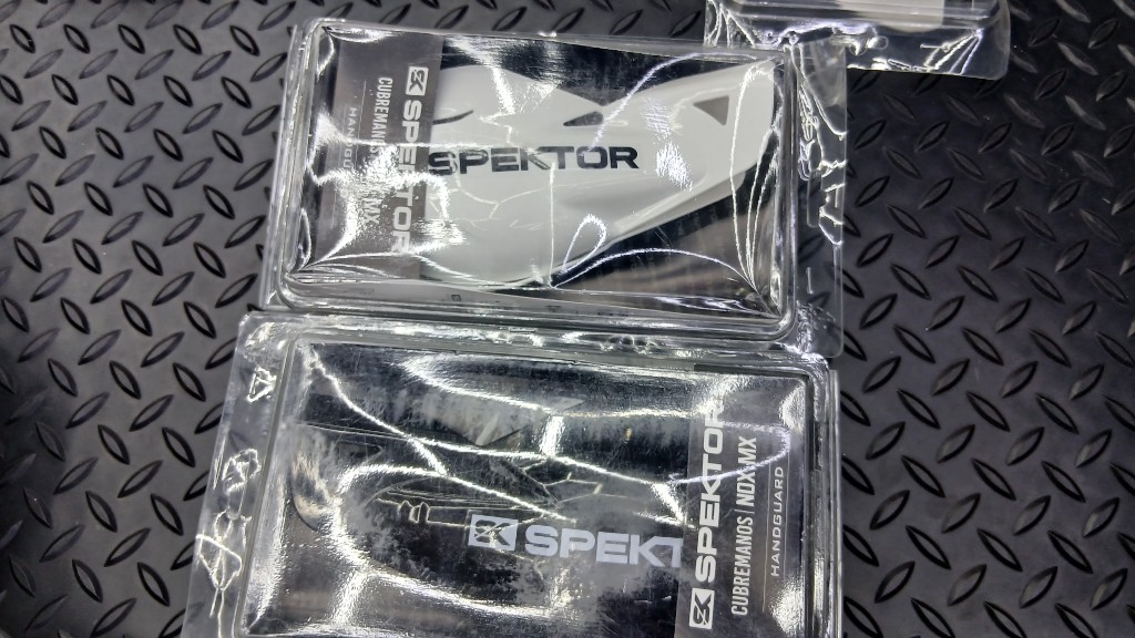 Cubre puño Spektor