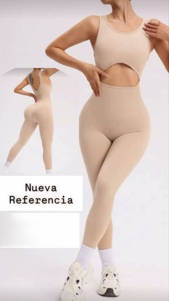 Enterizo largo beige talla M