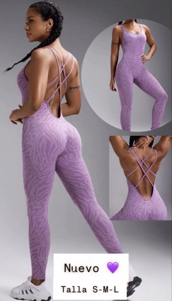 Enterizo lila estampado
