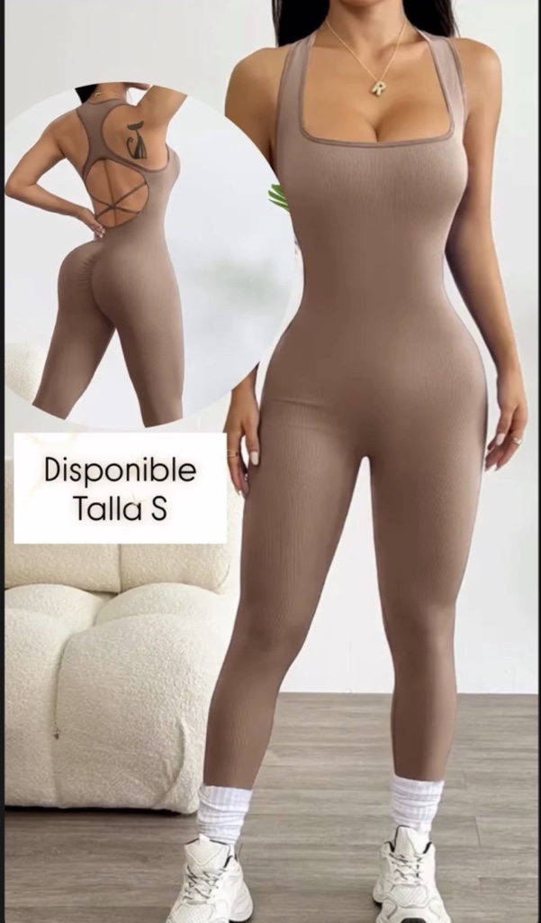 Enterizo beige talla S espalda cruzada