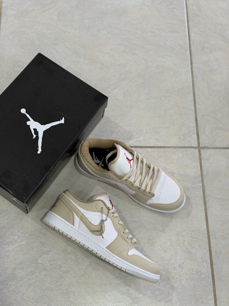 JORDAN LOW 1💛