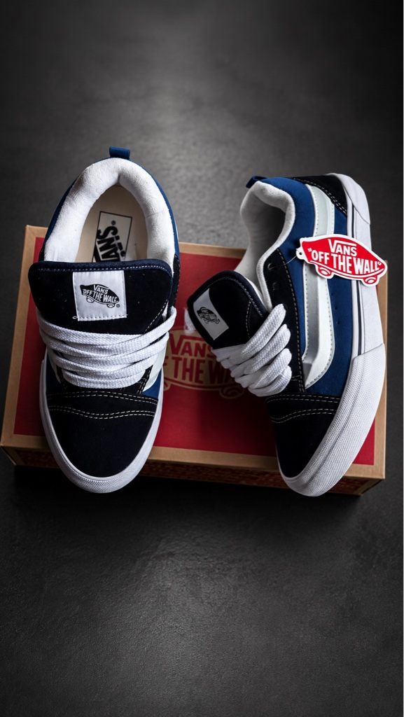 VANS KNU NAVY💙
