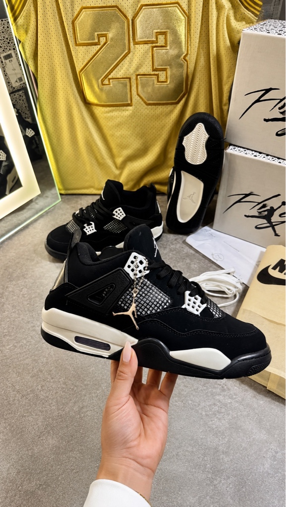 RETRO 4 PREMIUM 💎🖤