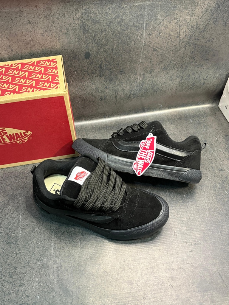 VANS KNU TOTAL BLACK🖤