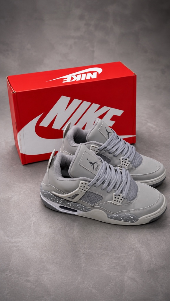RETRO 4 CINZA🩶
