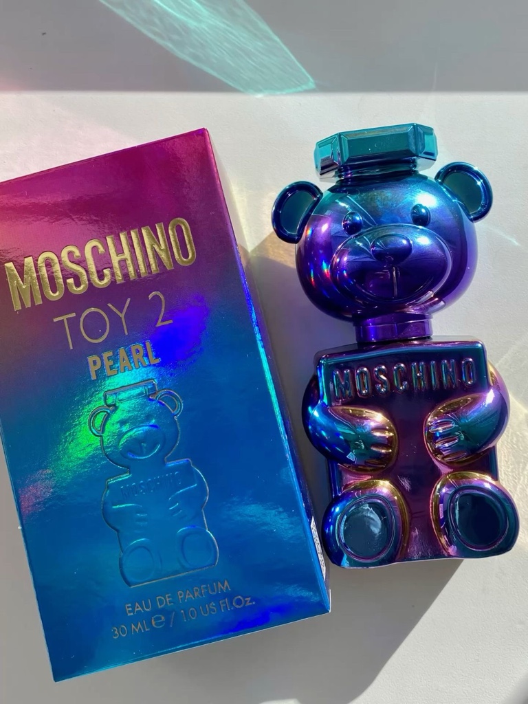 Toy 2 pearl moschino