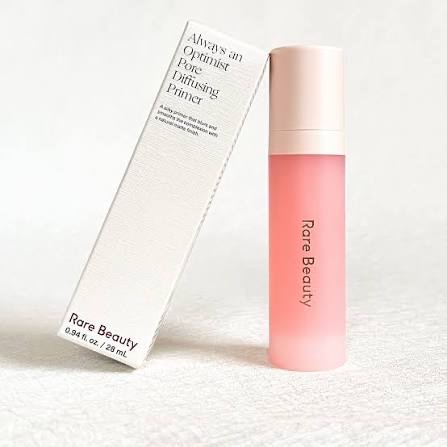 Rare Beauty primer rosa