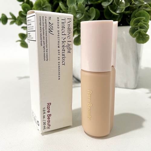 Rare Beauty base humectante