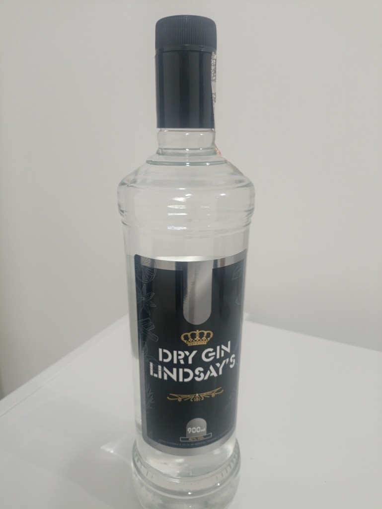 DRY GIN