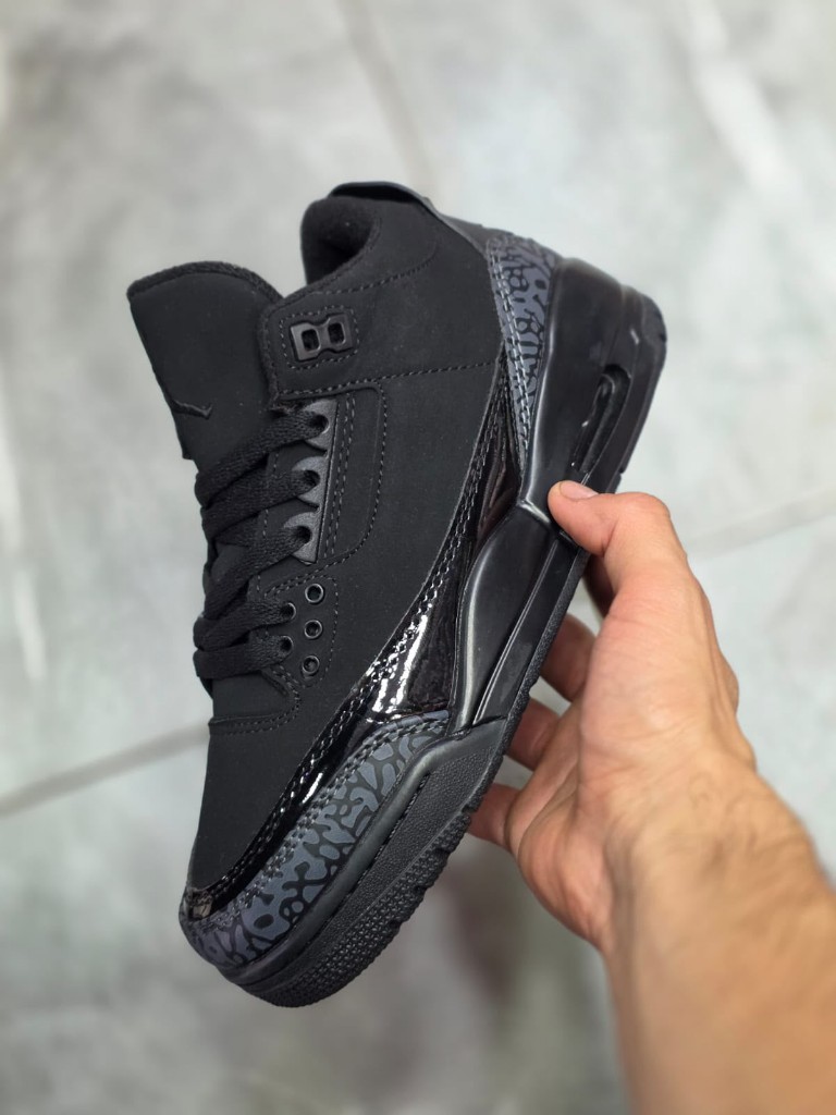 Air Jordan 3 retro Black Cat