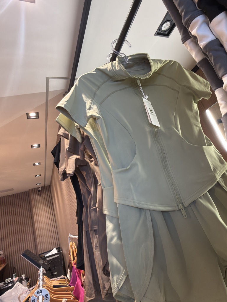 Conjunto short verde oliva