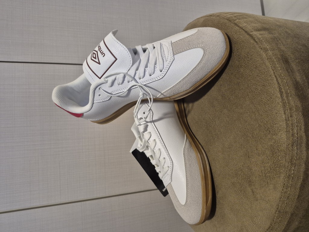 Umbro tenis blancos