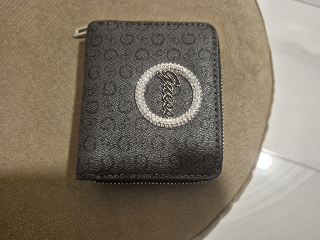Guess billetera chica mujer
