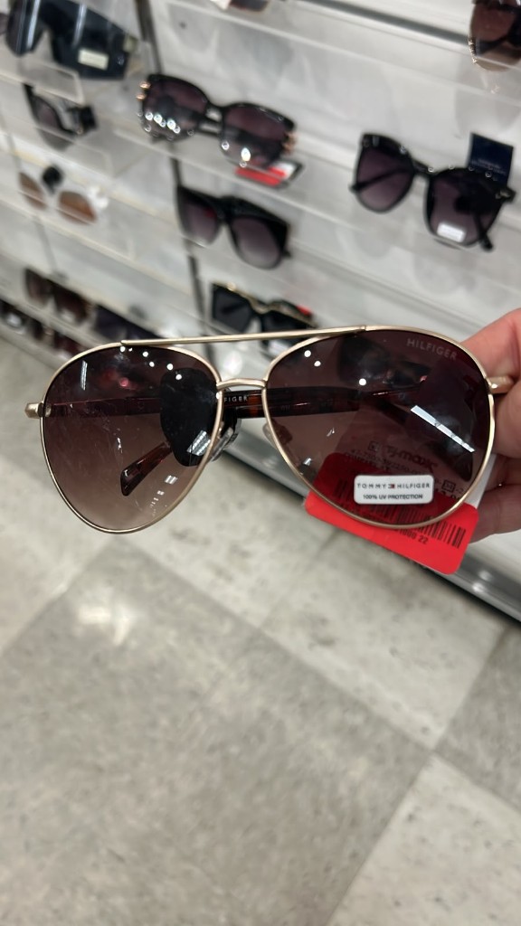 Tommy Hilfiger lentes