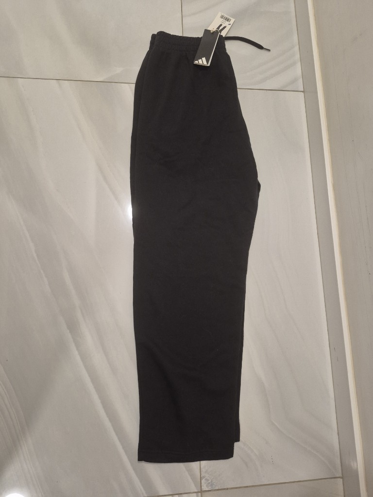 ADIDAS Pantalon negro deportivo