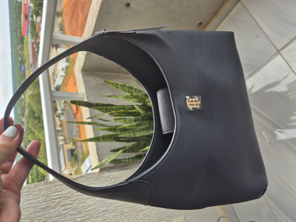 Tommy Hilfiger cartera azul