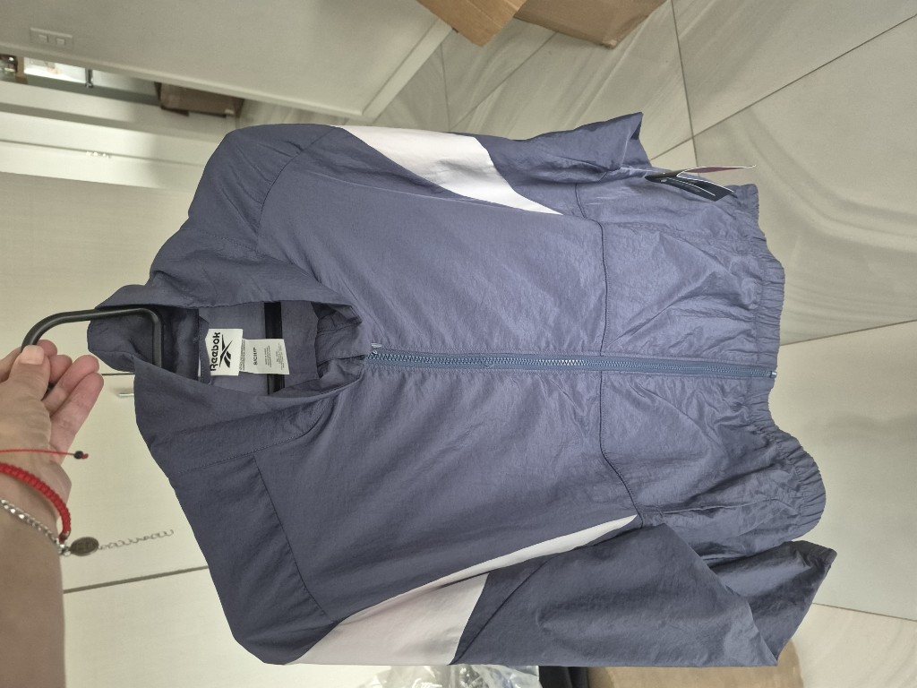 Reebok campera azul