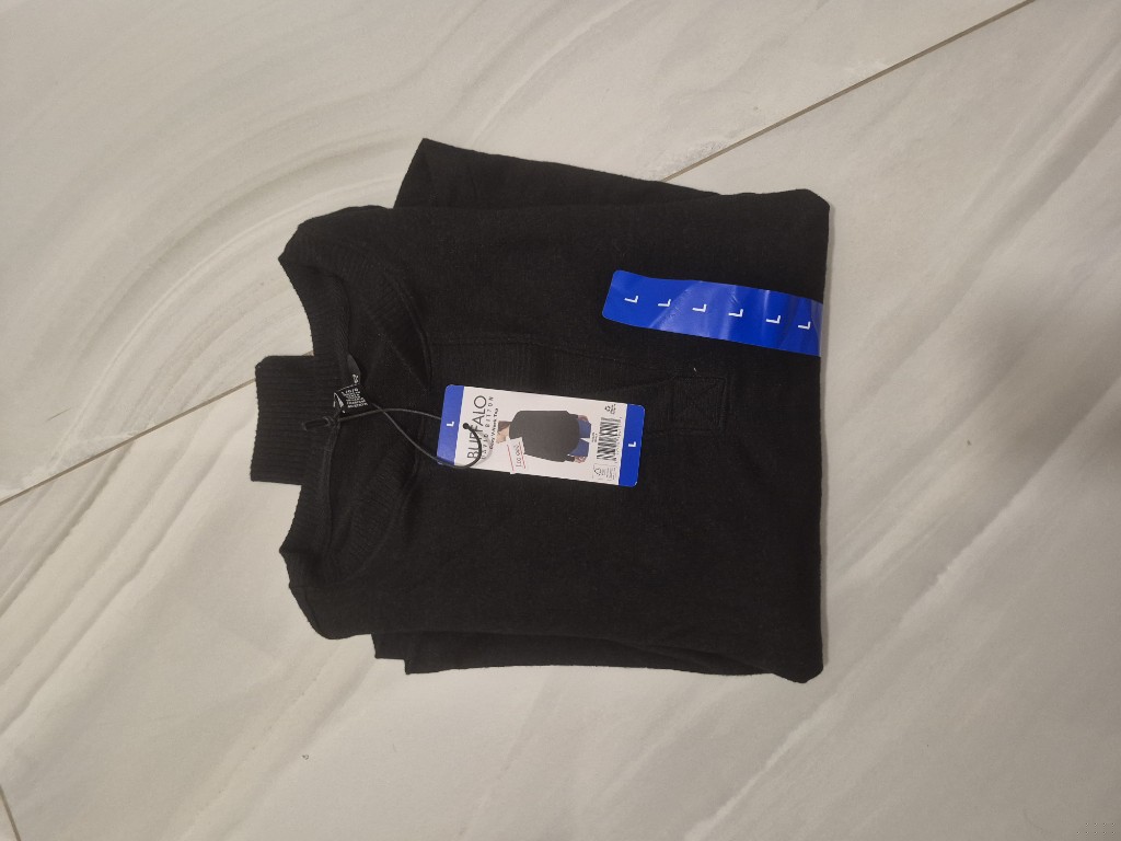 Buffalo sweter manga larga negra