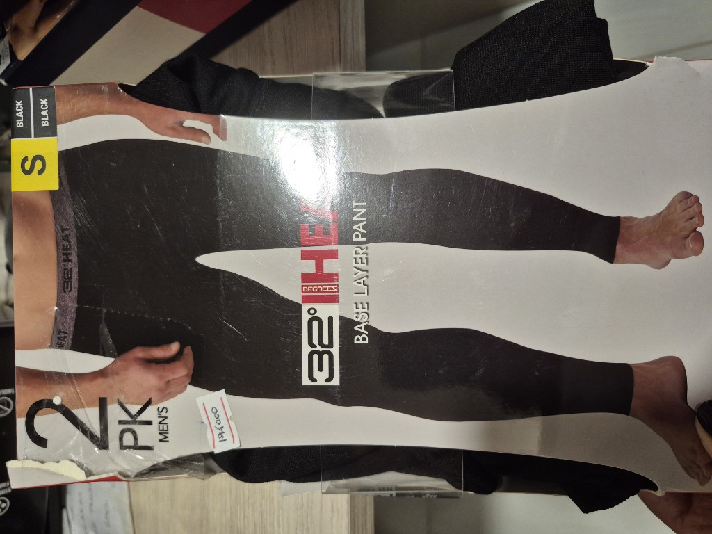 32 Degrees Heat pantalon negro hombre