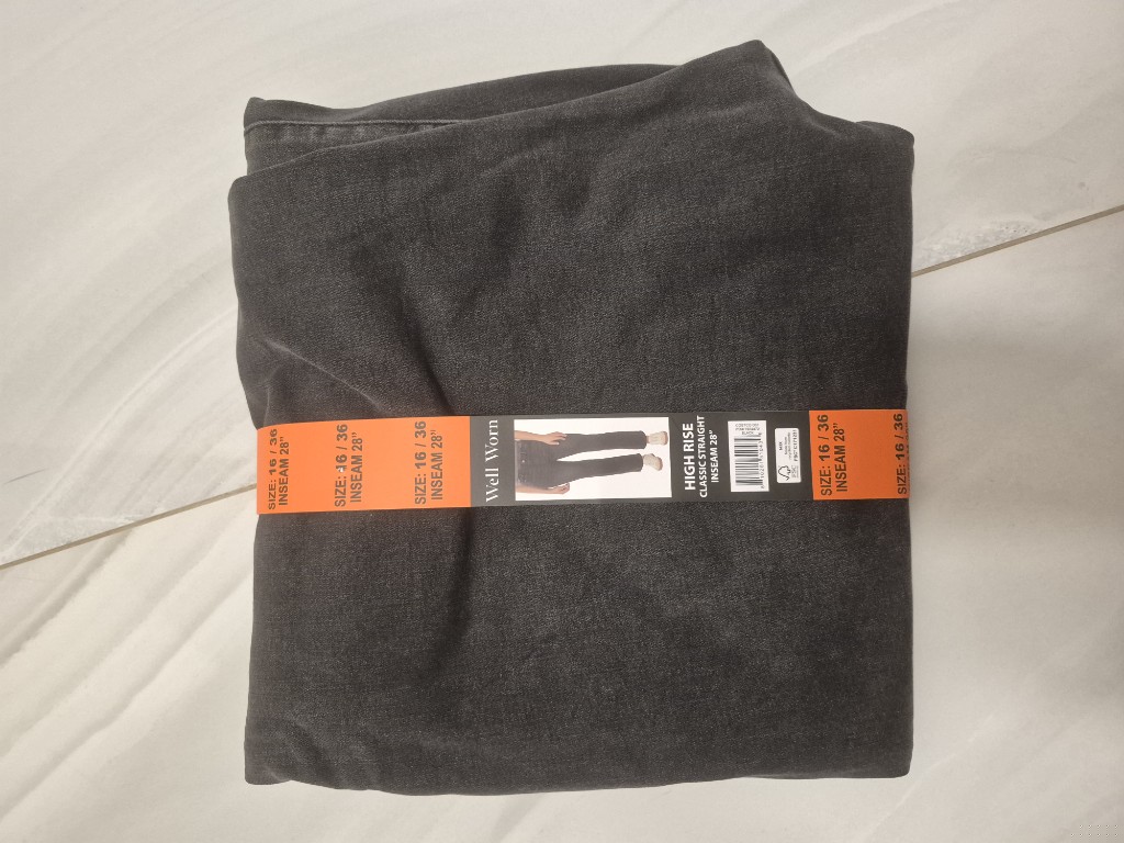 Well Worn jean negro
